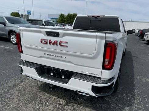 Used 2020 GMC Sierra 1500 Denali w/ Denali Ultimate Package AWD/4WD image 9