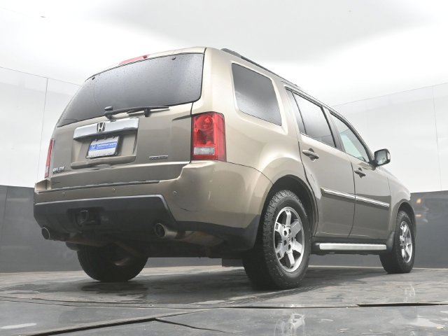 Used 2010 Honda Pilot Touring image 48