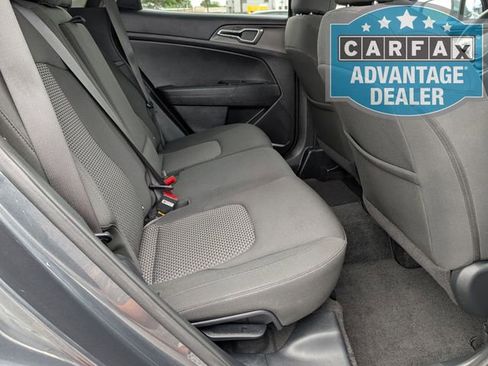 Used 2025 Kia Sportage LX FWD image 19