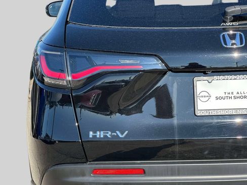 Used 2024 Honda HR-V Sport image 12