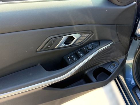 Certified 2025 BMW 330i Sedan RWD image 22