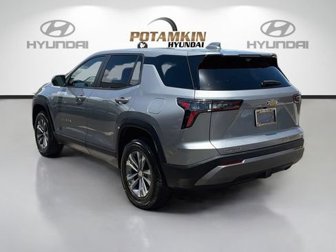Used 2025 Chevrolet Equinox LT w/ Safety and Technology Package FWD image 7