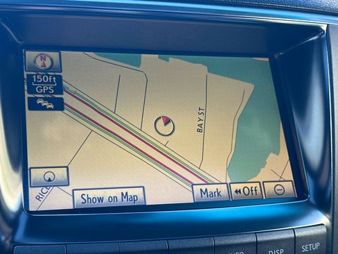 Used 2011 Lexus LX 570 4WD image 26