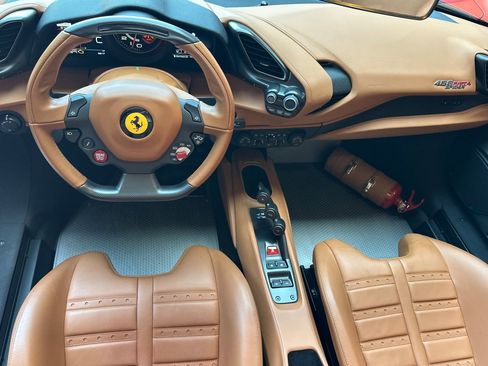 Used 2020 Ferrari 488 Pista Spider RWD image 6