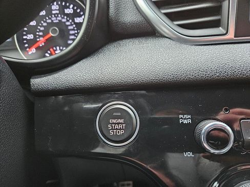 Used 2019 Kia Sportage EX w/ EX Sport Appearance Package image 24