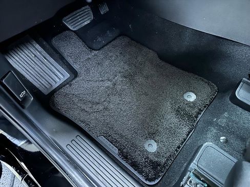 New 2025 Ford Ranger XLT w/ Equipment Group 301A High image 30