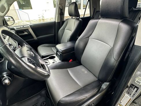 Used 2018 Toyota 4Runner SR5 Premium AWD/4WD image 14