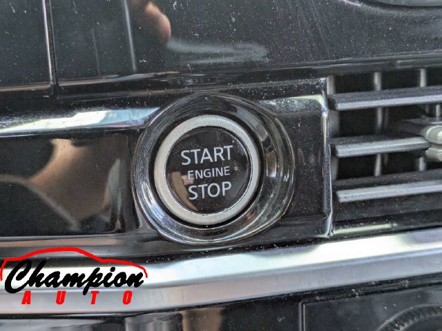 Used 2022 Nissan Pathfinder SL w/ SL Premium Package FWD image 34