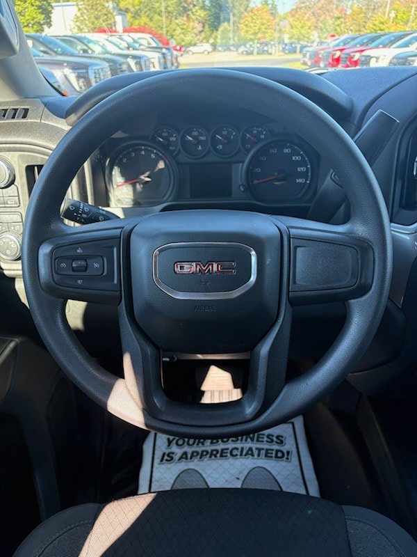 Used 2022 GMC Sierra 1500 Pro w/ Sierra Value Package AWD/4WD image 12
