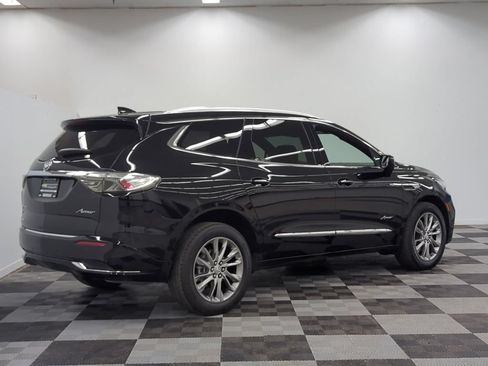 Used 2023 Buick Enclave Avenir w/ Avenir Technology Package AWD/4WD image 7