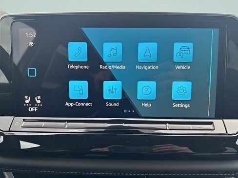 New 2025 Volkswagen Atlas SE image 12