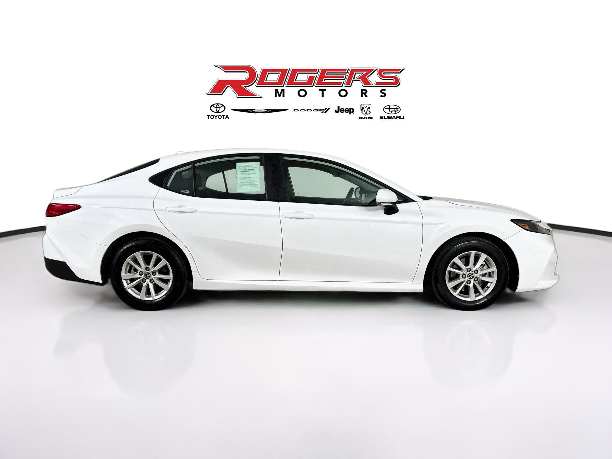 Certified 2025 Toyota Camry LE FWD image 14