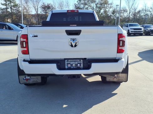 Used 2024 RAM 3500 Laramie w/ Sport Appearance Package image 9