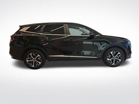 Certified 2025 Kia Sportage EX image 8