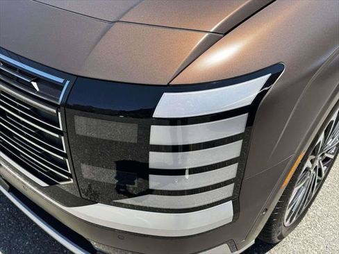Used 2026 Hyundai Palisade Calligraphy AWD/4WD image 7