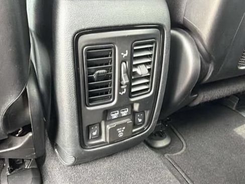 Used 2024 Dodge Durango R/T AWD/4WD image 34