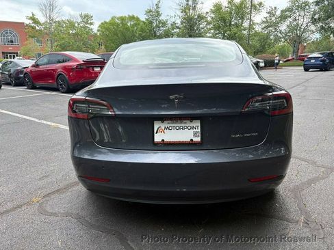 Used 2022 Tesla Model 3 Long Range AWD/4WD image 9