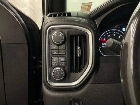 Used 2021 Chevrolet Silverado 1500 High Country AWD/4WD image 14
