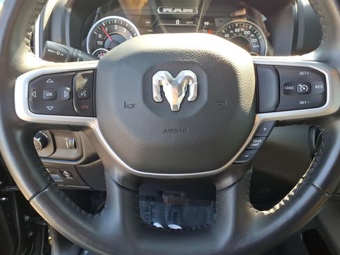Used 2022 RAM 1500 Big Horn AWD/4WD image 14