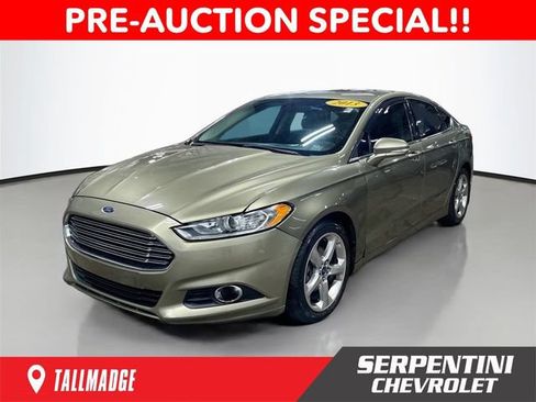 Used 2013 Ford Fusion SE FWD image 1