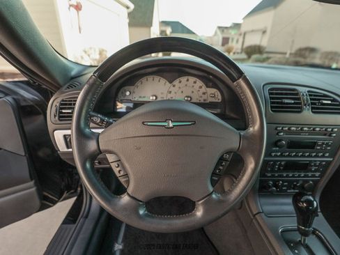 Used 2002 Ford Thunderbird Deluxe image 29