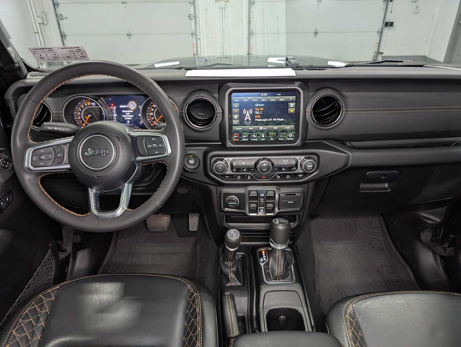Used 2023 Jeep Gladiator Overland AWD/4WD image 16