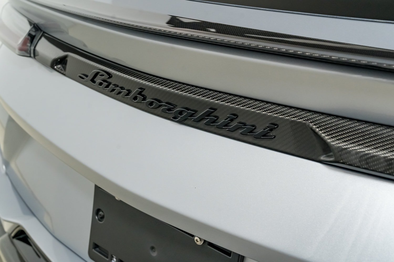 Used 2024 Lamborghini Urus Performante AWD/4WD image 38