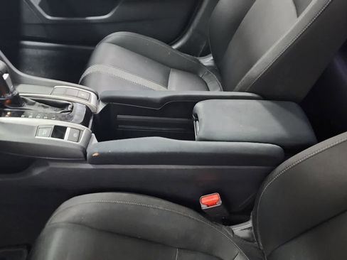 Used 2016 Honda Civic EX image 5