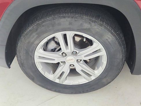 Used 2020 GMC Terrain SLE w/ Driver Convenience Package FWD image 30