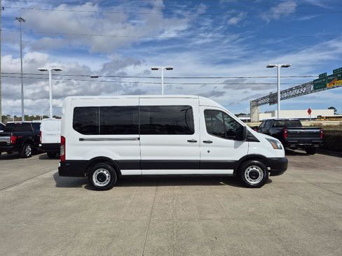 Certified 2019 Ford Transit 350 XL image 6