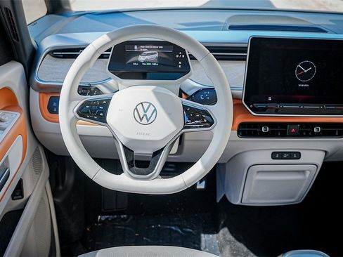 New 2025 Volkswagen ID. Buzz Pro S Plus image 24