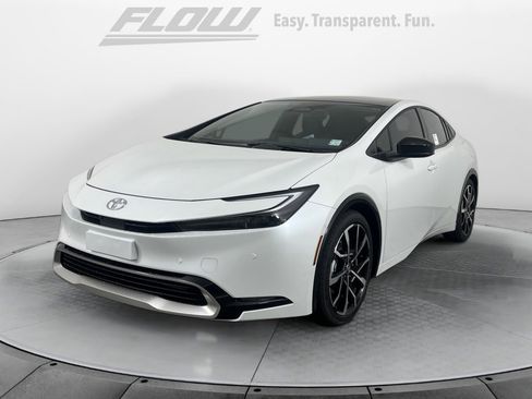 New 2026 Toyota Prius Plug-In Hybrid image 3