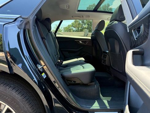 Used 2023 Audi Q8 Premium Plus w/ Premium Plus Package image 13