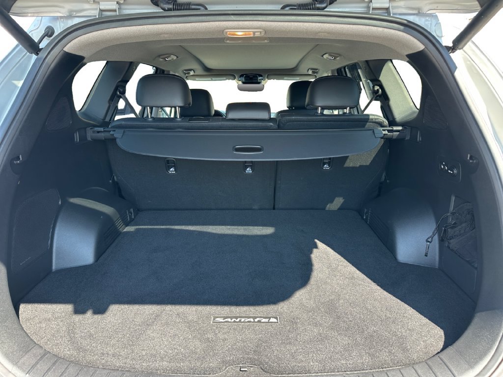Used 2023 Hyundai Santa Fe Limited AWD/4WD image 23