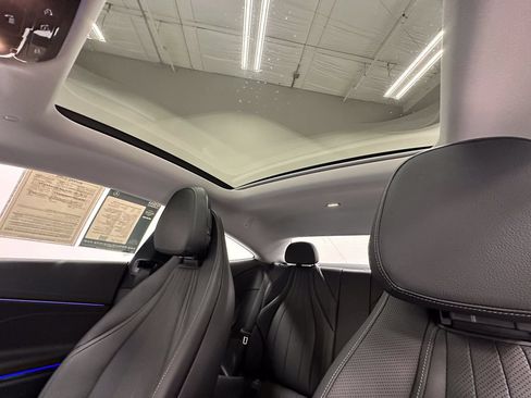 Certified 2024 Mercedes-Benz CLE 300 4MATIC Coupe image 31