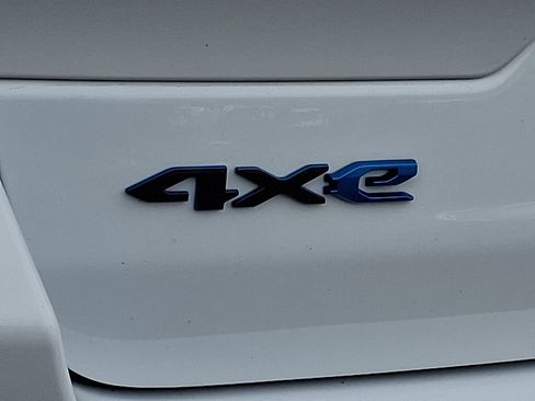 Used 2023 Jeep Grand Cherokee 30th Anniversary image 30