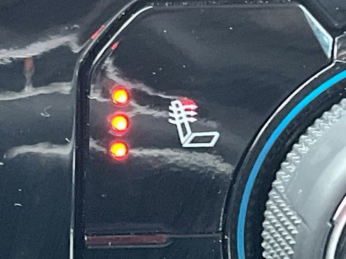 Used 2025 Chevrolet Silverado 1500 RST image 21