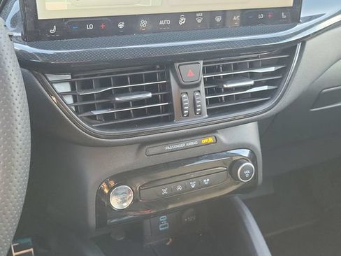 Used 2023 Ford Escape ST-Line w/ Tech Pack #1 FWD image 28