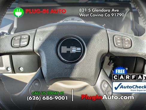 Used 2004 HUMMER H2 w/ Preferred Equipment Group image 20