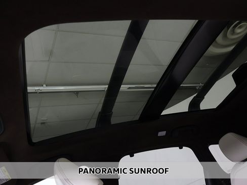 Used 2019 INFINITI QX50 Essential w/ Sensory Package image 4