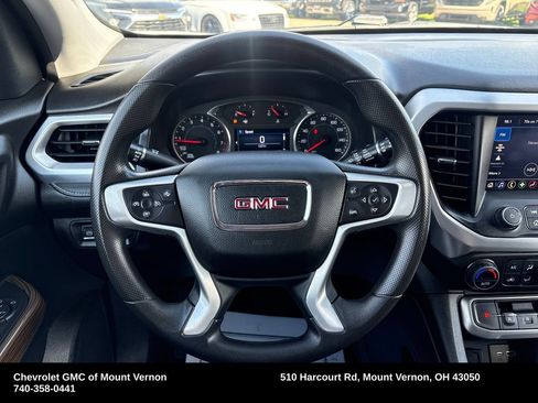 Used 2023 GMC Acadia SLE w/ Driver Convenience Package FWD image 31