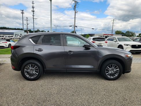 Used 2017 MAZDA CX-5 Touring w/ Preferred Equipment Package AWD/4WD image 6