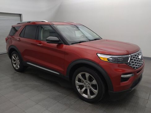 Used 2020 Ford Explorer Platinum w/ Premium Technology Package image 11