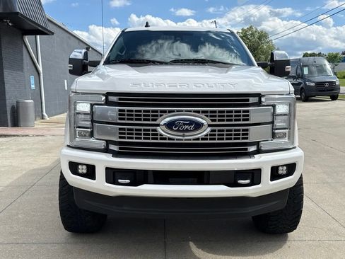 Used 2019 Ford F350 Platinum w/ Platinum Ultimate Package AWD/4WD image 21