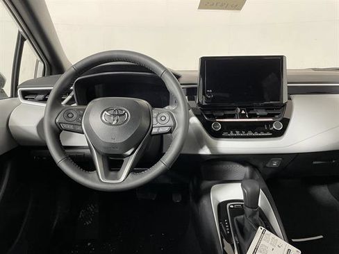 New 2026 Toyota Corolla SE image 12