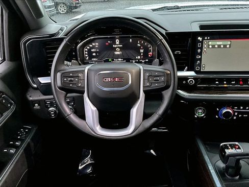 Used 2024 GMC Sierra 1500 Elevation w/ X31 Off-Road Package AWD/4WD image 5