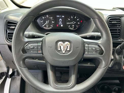 Used 2025 RAM ProMaster 3500 w/ Convenience Group FWD image 17