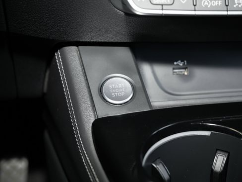 Used 2022 Audi A4 2.0T Premium Plus image 30