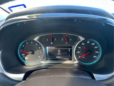 Used 2019 Chevrolet Traverse LT image 11