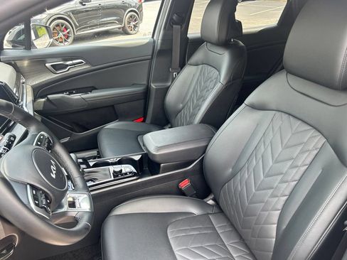 Used 2025 Kia Sportage X-Line w/ Premium Package AWD/4WD image 27